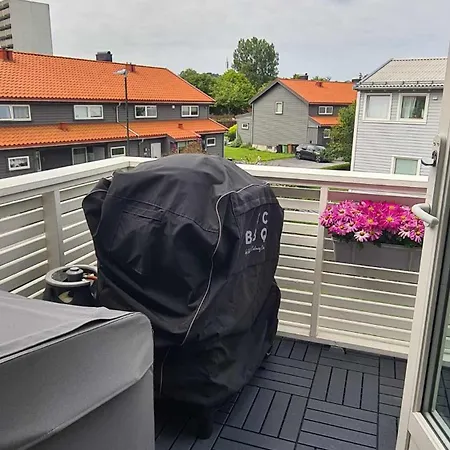 Modern One-bedroom With Balcony Stavanger